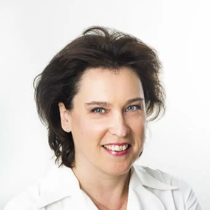 Caroline Decker, fondatrice d'Onglerie Nyon